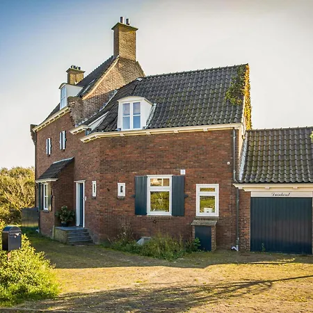 Zeevilla Duinhorst Holiday home Bergen aan Zee