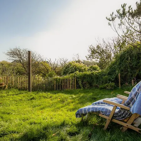 Zeevilla Duinhorst بيت للعطل *